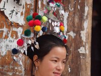 Jeune fille Dong lors d'une fête villageoise