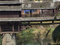 Pêcheur sous un Pont du Vent