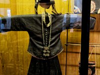 Costume de femme Nung - (musée d'ethnographie de Hanoï)