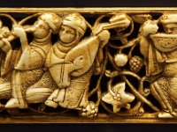 Fresque en ivoire, scènes de danses et de repos, Egypte - 11e et 12e siècles
