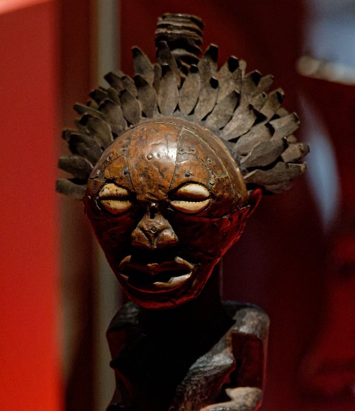 20_frapper-le-fer_quai-branly_185