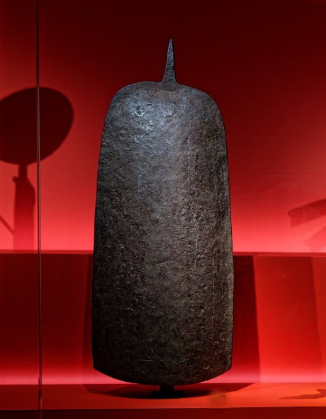 20_frapper-le-fer_quai-branly_89