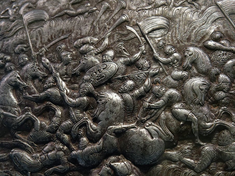 19_lens_louvre_homere_101