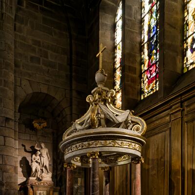 Saint-Malo, cathédrale Saint-Vincent : les fonts batismaux