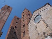 Albenga : cathédrale et tours