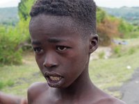 Enfant Banna sur la route de Jinka